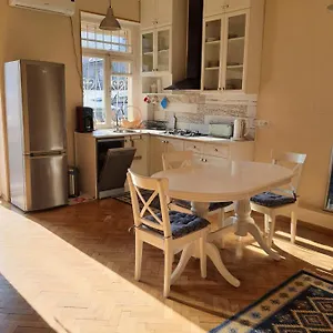 https://old-tbilisi-flavor-for-you.alltbilisihotels.com