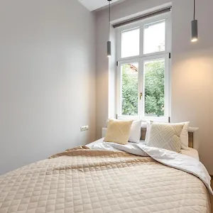 https://inshiapartment-on-kovzhuna-str.hotelslviv.net