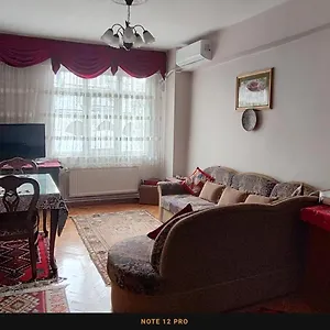 Nur 2 Стамбул